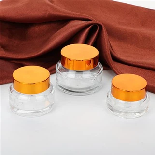 Verpackung von Kosmetikflaschen